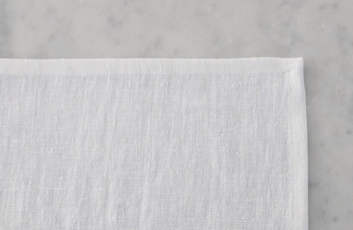 White linen table runner